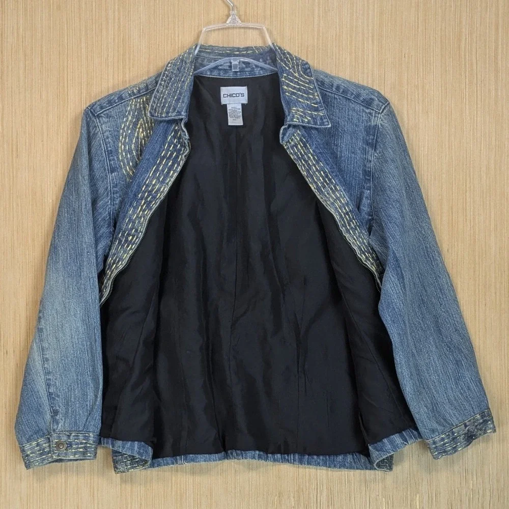 Chicos Denim Blue Jacket Womens Medium Metallic Gold Embroidery Baggy Oversized - Picture 4 of 6